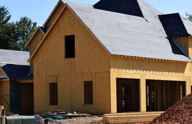 ОСБ плита для дачного строительства: экономично и надежно.