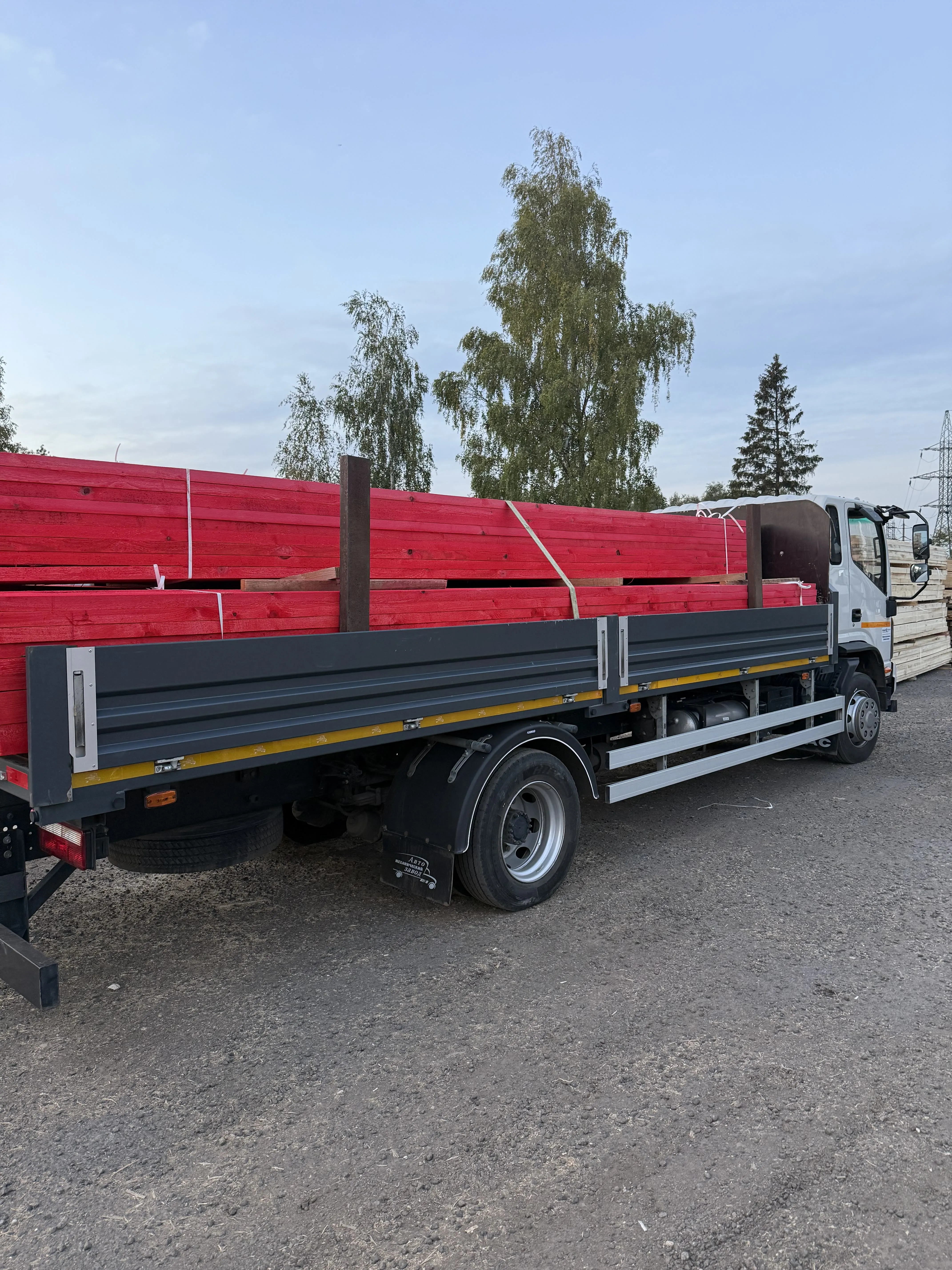 Купить Доска обрезная антисептированная 50х200х6000 мм 1 сорт ГОСТ