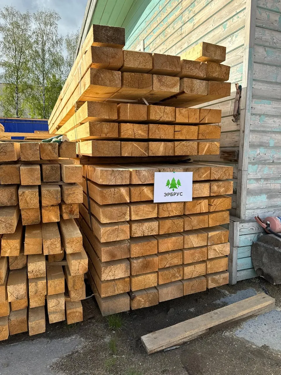 Купить Брус обрезной 100х200х6000 мм 2 сорт