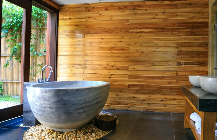 Какой самый дешёвый материал для обшивки дома - вагонка или блок хаус?